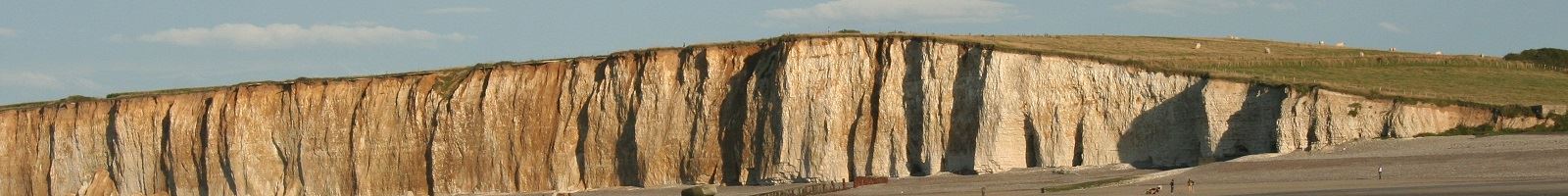 les falaises entre saint aubin et quibervillle